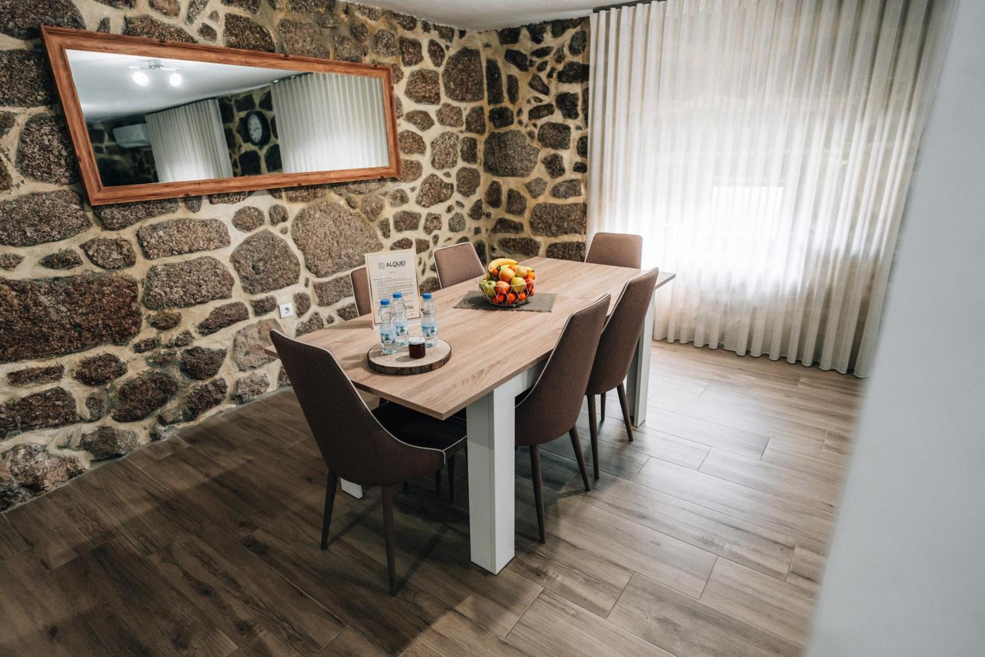 Alqueiturismo - Casas De Campo 瓜尔达 客房 照片